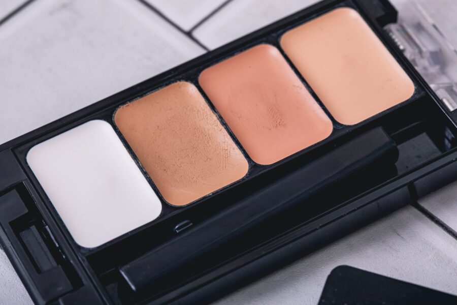 今買うべきコンシーラーはどれ？お悩み別・人気ランキング【2025年】